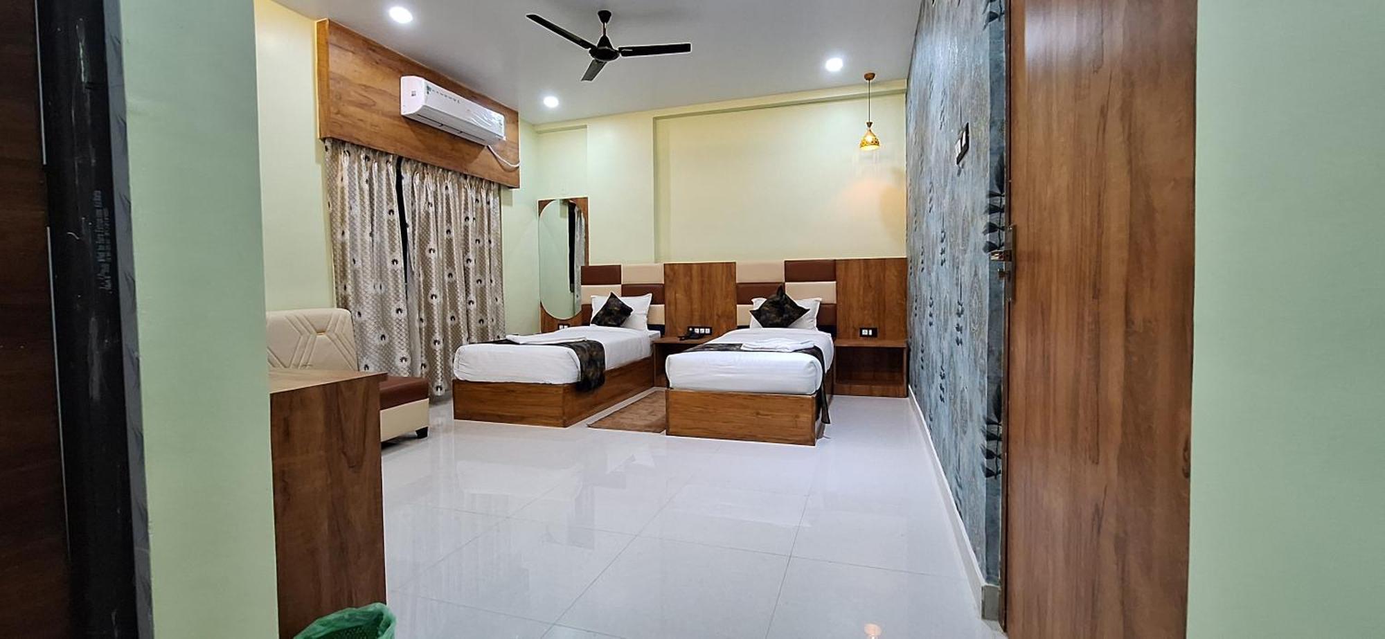 New Sun International & Banquet Hall Dzsamsedpur Kültér fotó