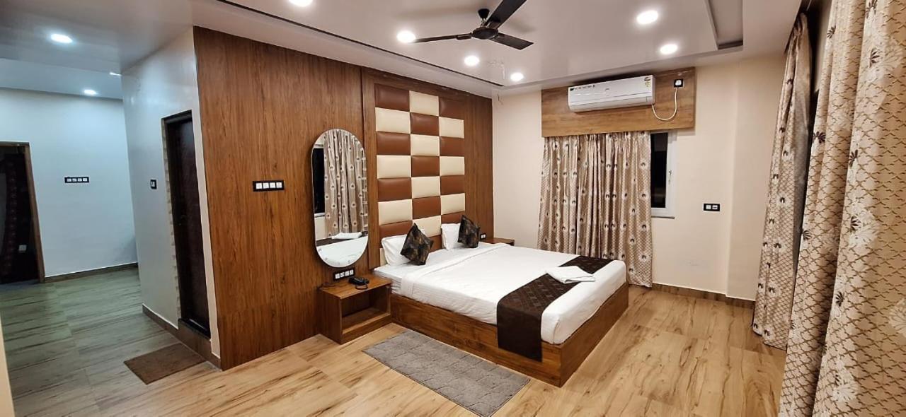 New Sun International & Banquet Hall Dzsamsedpur Kültér fotó