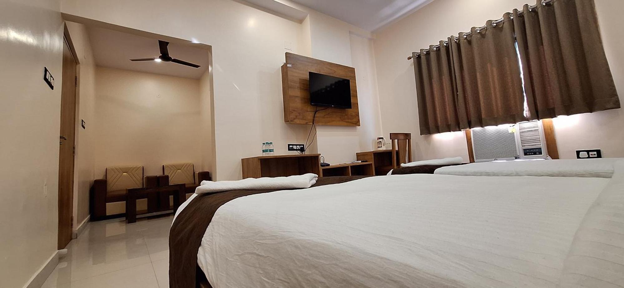 New Sun International & Banquet Hall Dzsamsedpur Kültér fotó