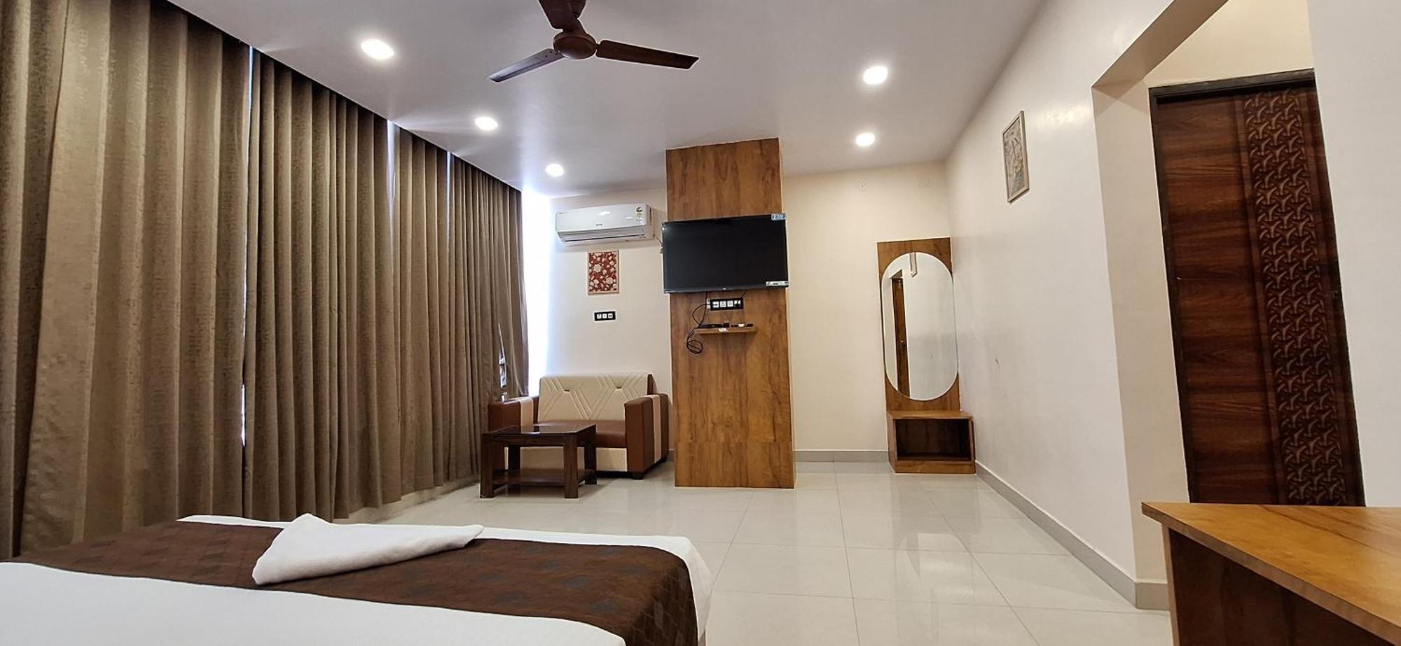 New Sun International & Banquet Hall Dzsamsedpur Kültér fotó