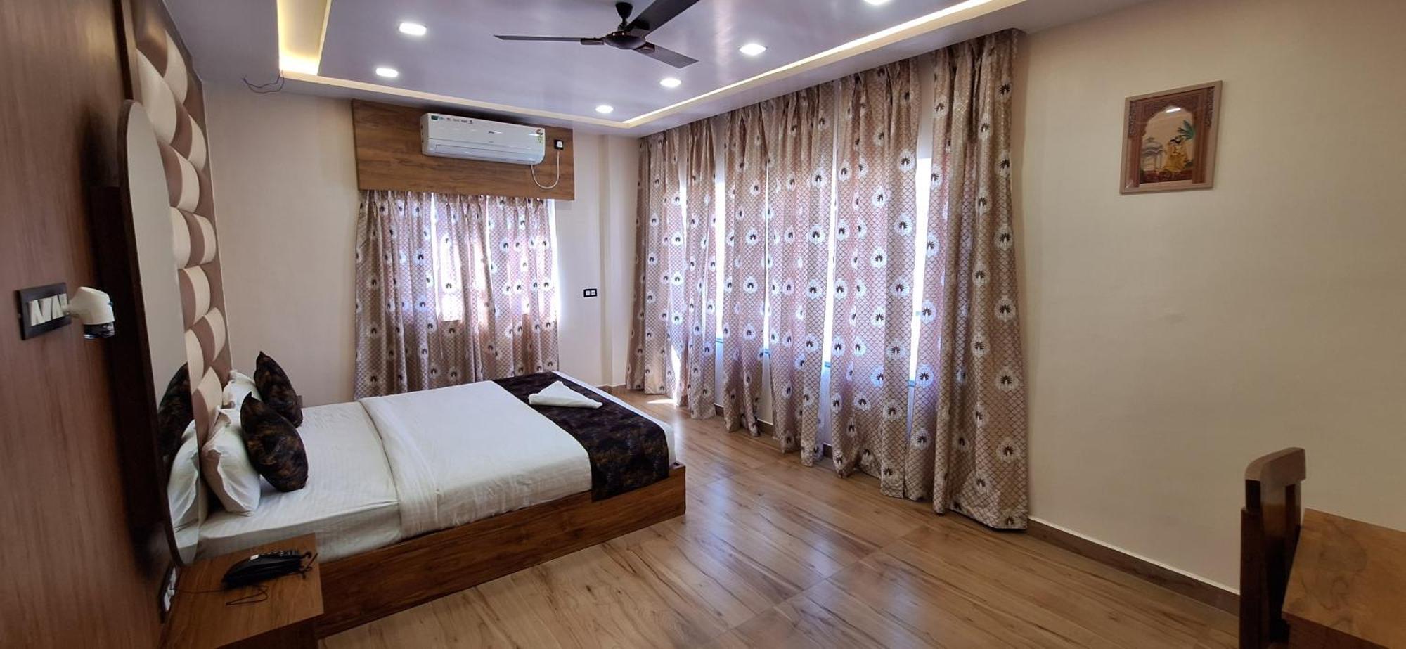 New Sun International & Banquet Hall Dzsamsedpur Kültér fotó