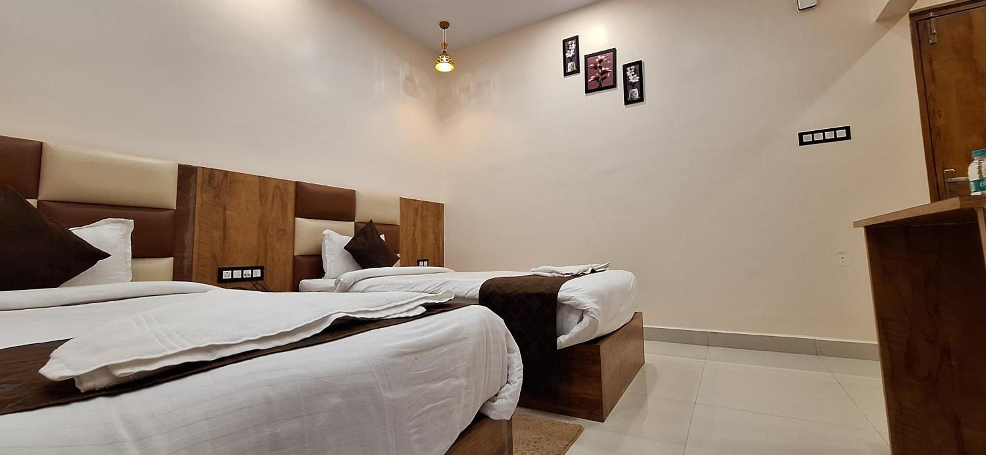 New Sun International & Banquet Hall Dzsamsedpur Kültér fotó